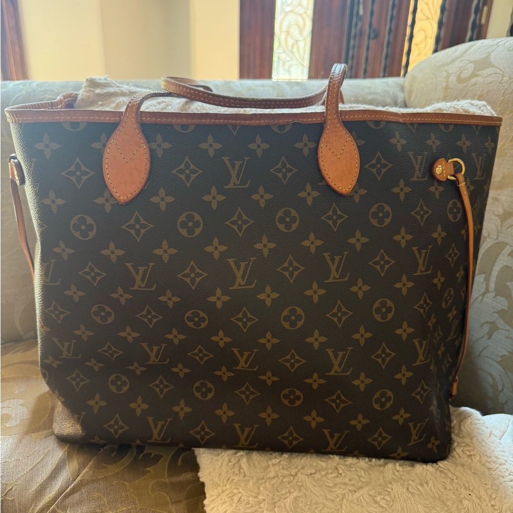 Louis Vuitton Brown Monogram Neverfull GM Tote